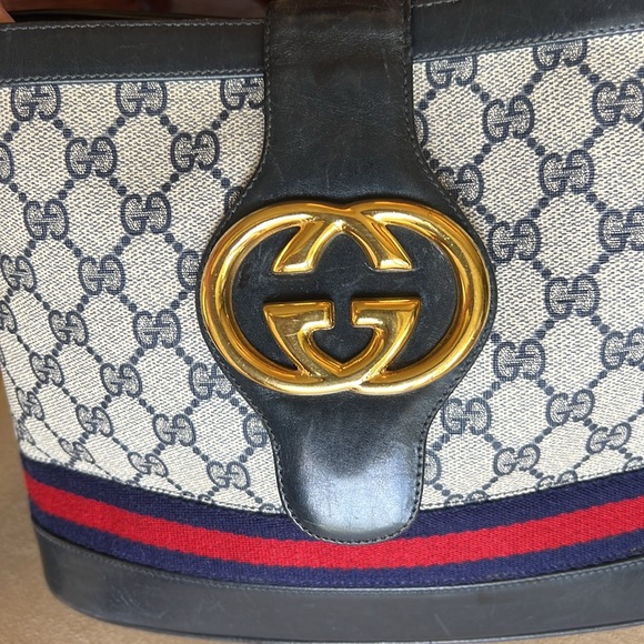 Gucci Monogram Canvas and Leather Shoulder Bag - Picture 3 of 12